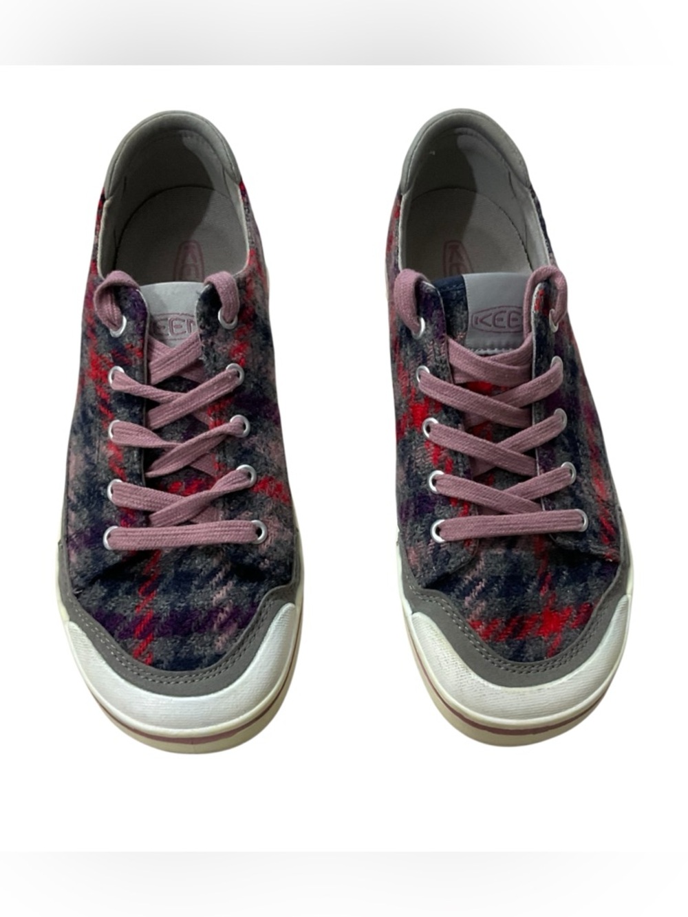 KEEN Elsa IV Sneakers Womens 8.5 Gray Red Plaid Fleece Lace Up Casual Shoes